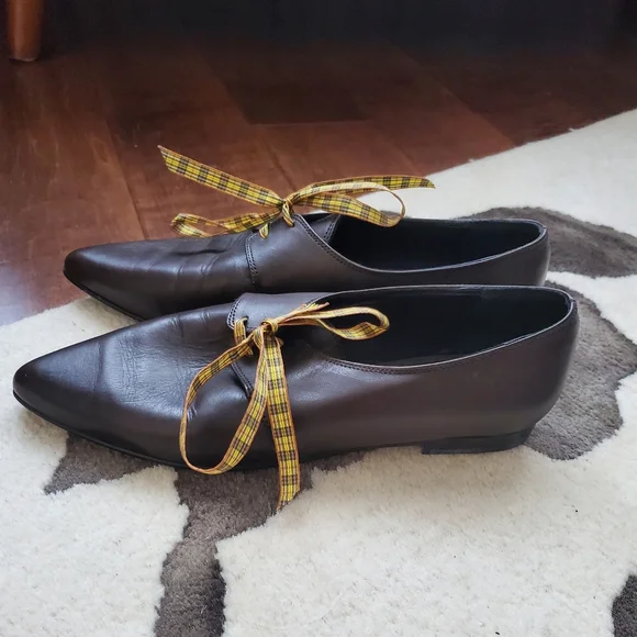 Flats - Picture 2 of 3